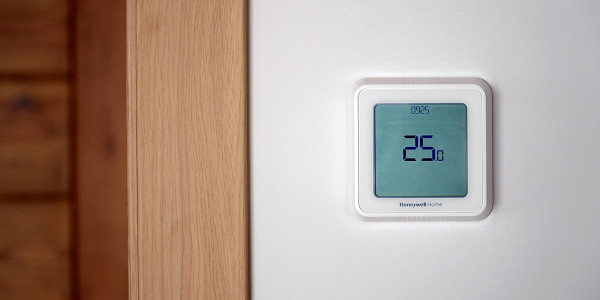 Rehabilitación / Reformas de Pisos Barcelona · Instalación de Sistemas Climatización y Aire Acondicionado